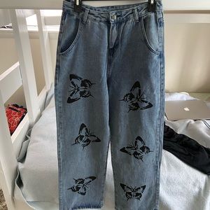 butterfly jeans🖤 (brand new, never been worn)